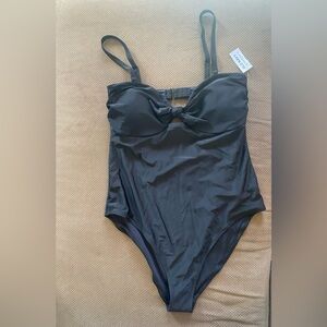 Old Navy one piece bathing suit